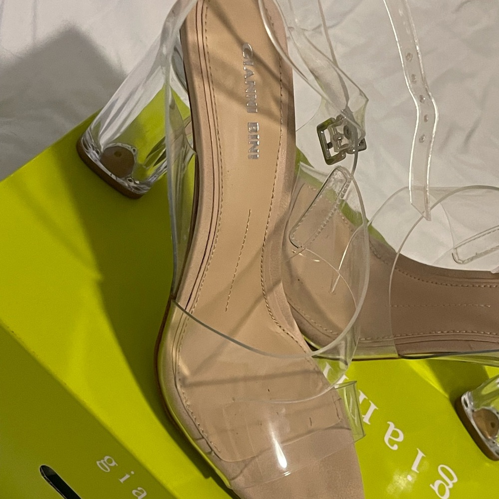 Heels size 9 Gianni bini